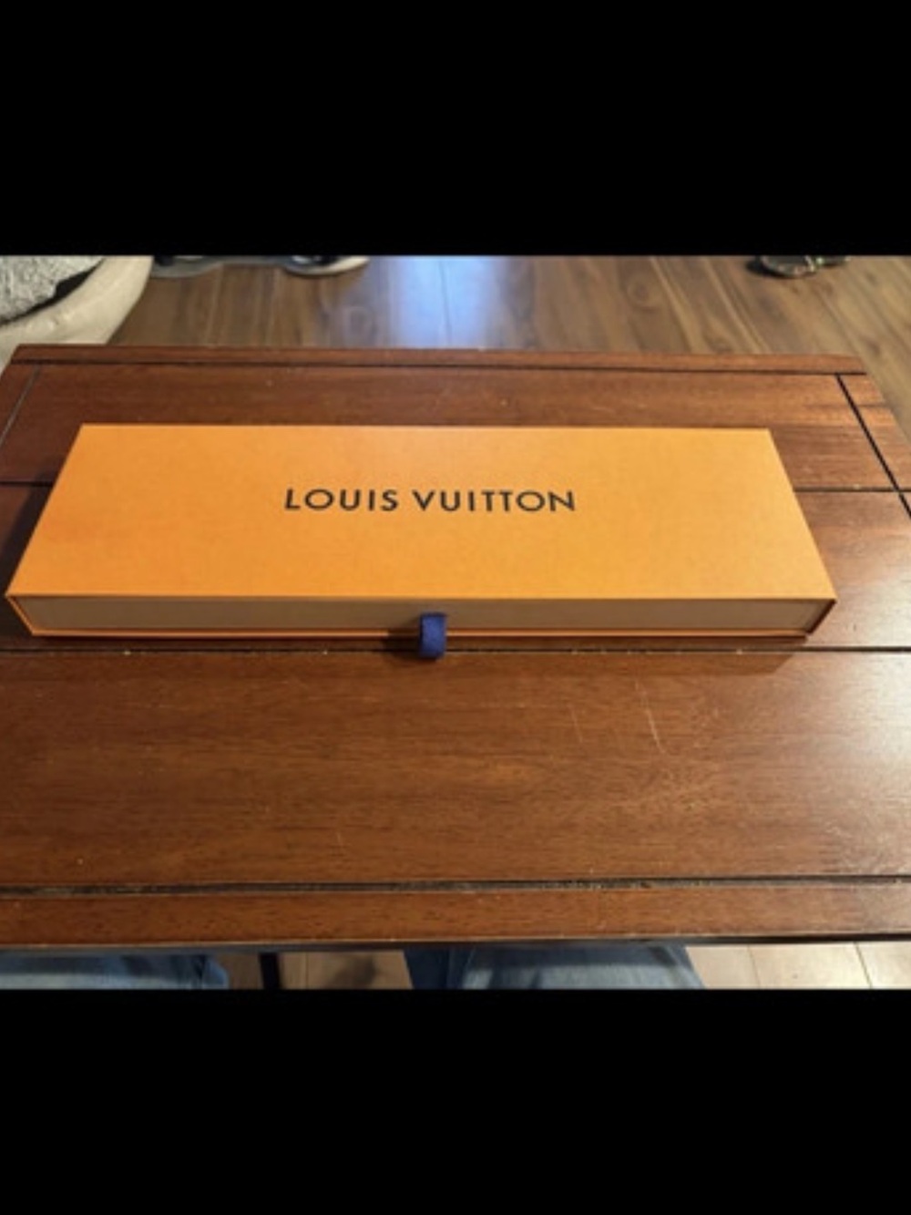 Louis Vuitton Draw Style Gift Box